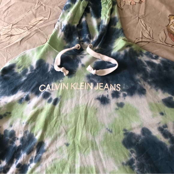 Calvin - Picture 2 of 13